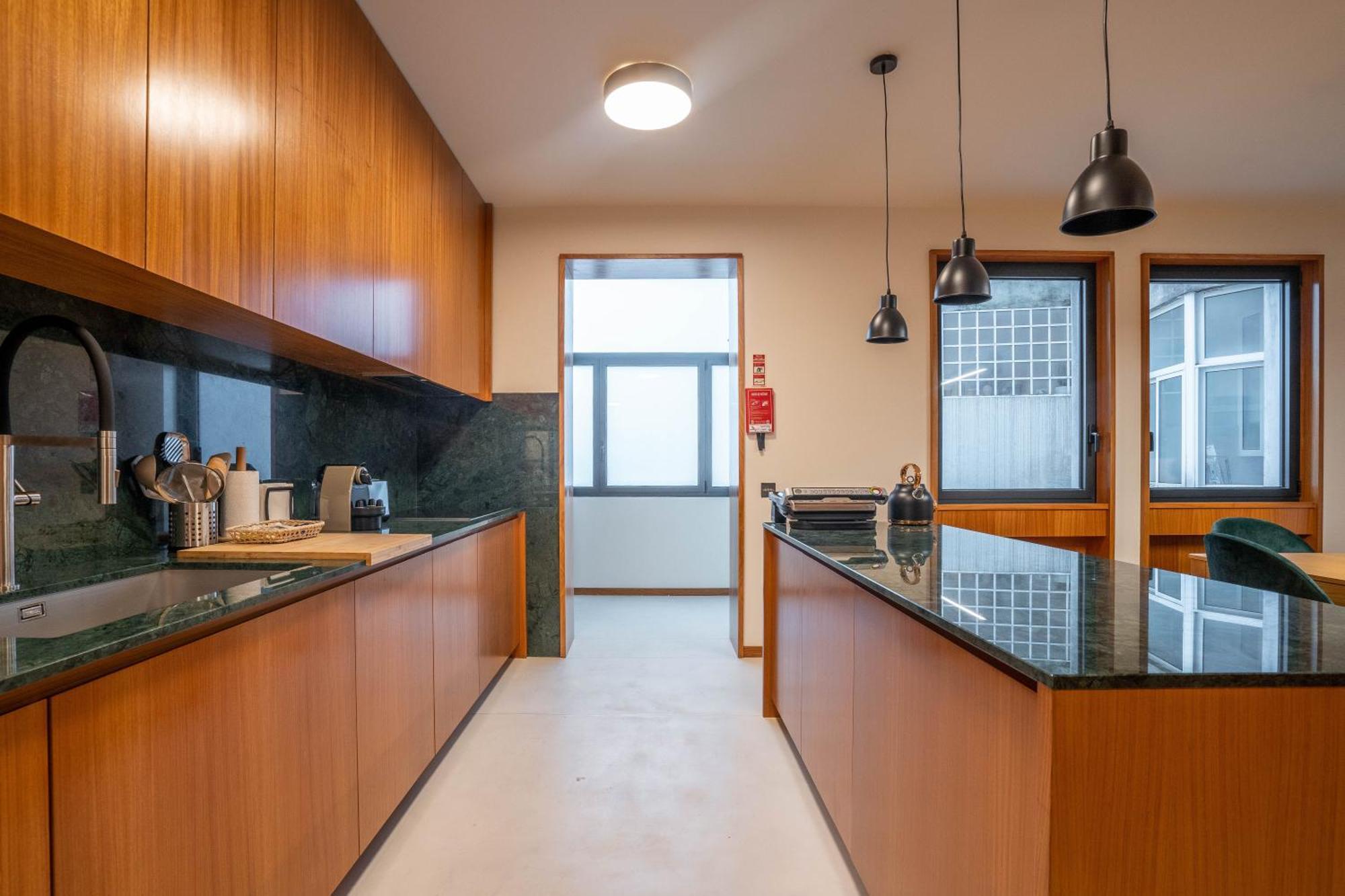 Sublime Downtown Retreat By Elsa Apartment ปอร์โต ภายนอก รูปภาพ