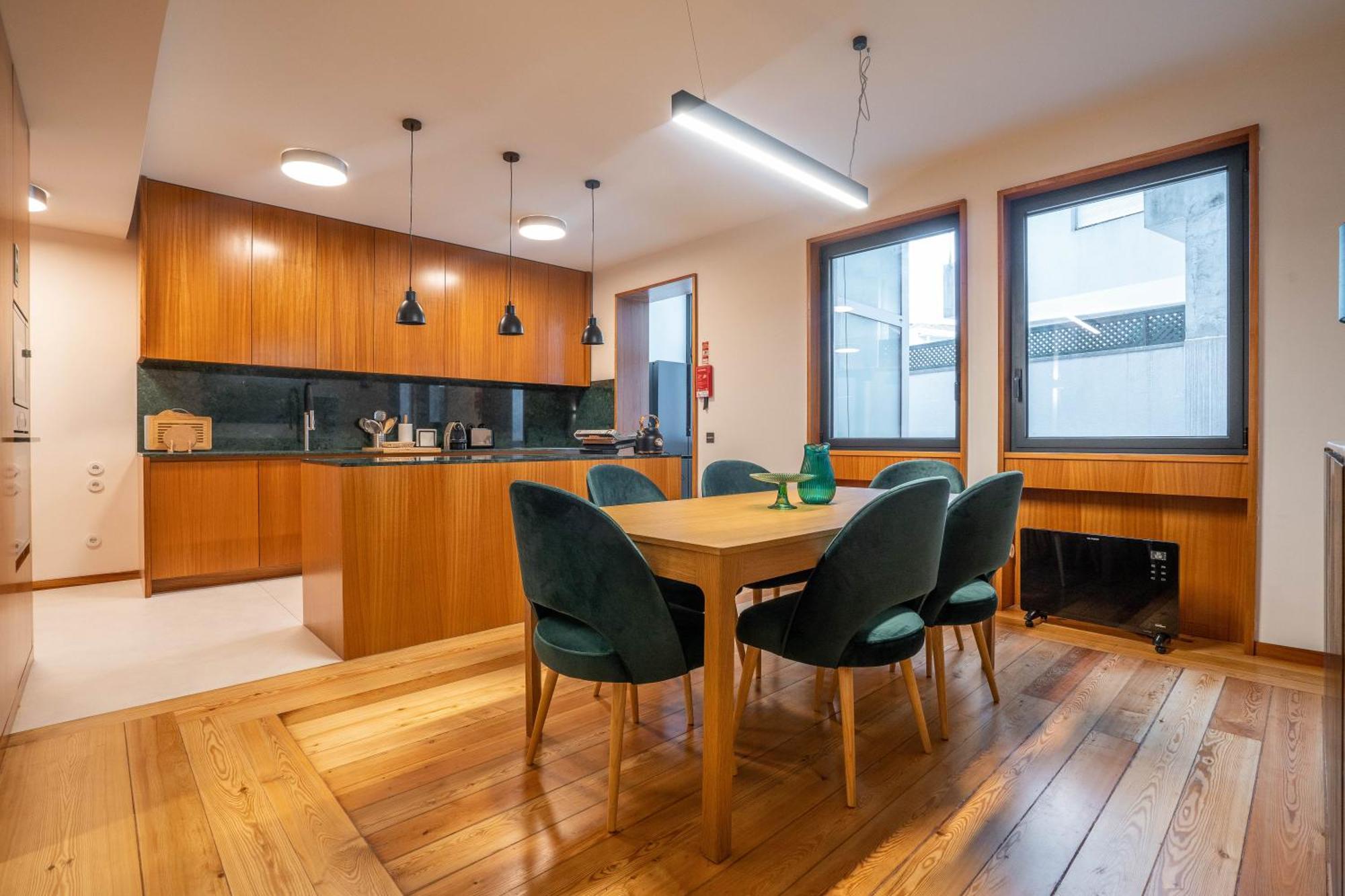 Sublime Downtown Retreat By Elsa Apartment ปอร์โต ภายนอก รูปภาพ